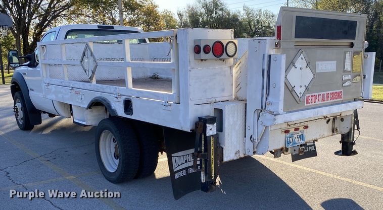 image for item DN8046 2006 Ford F550 Super Duty  utility / service truck