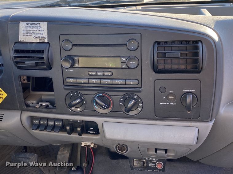 image for item DN8046 2006 Ford F550 Super Duty  utility / service truck