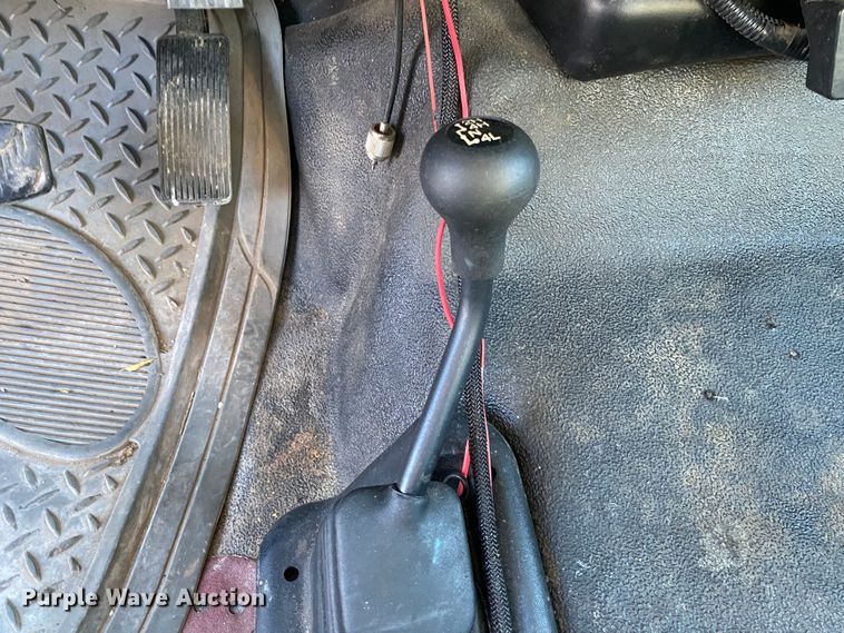 image for item DN8046 2006 Ford F550 Super Duty  utility / service truck