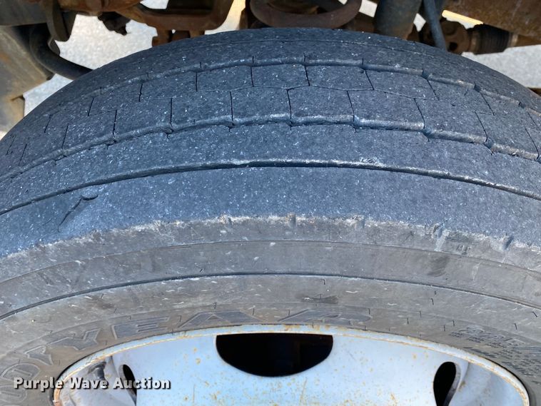 image for item DN8046 2006 Ford F550 Super Duty  utility / service truck