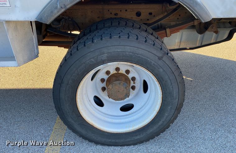 image for item DN8046 2006 Ford F550 Super Duty  utility / service truck