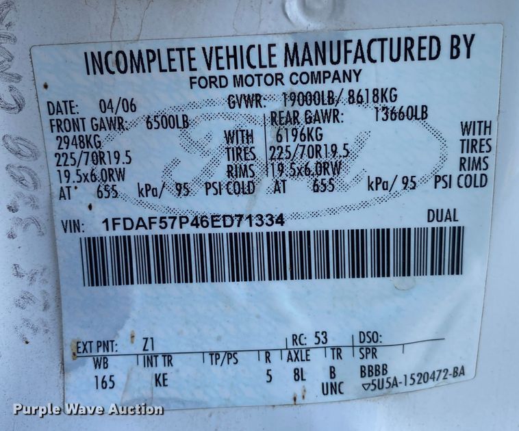 image for item DN8046 2006 Ford F550 Super Duty  utility / service truck