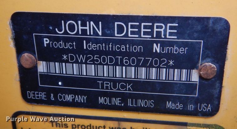 image for item DO1619 2006 John Deere 250D  haul truck