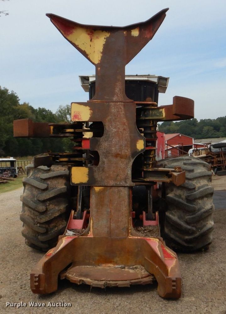 image for item DO1620 2011 Prentice 2570C  feller buncher