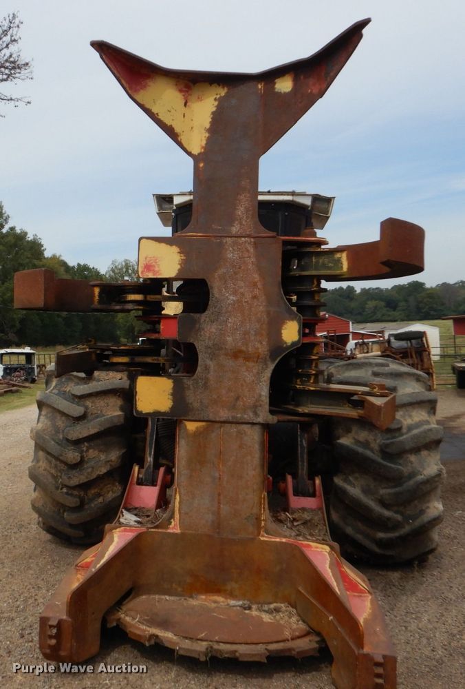 image for item DO1620 2011 Prentice 2570C  feller buncher