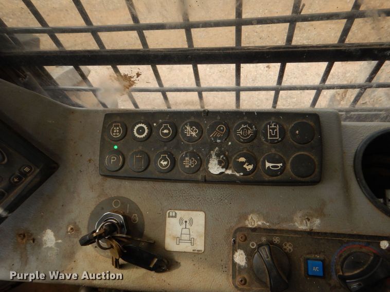 image for item DO1620 2011 Prentice 2570C  feller buncher