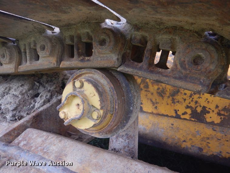 image for item DO1658 1992 John Deere 550G  dozer