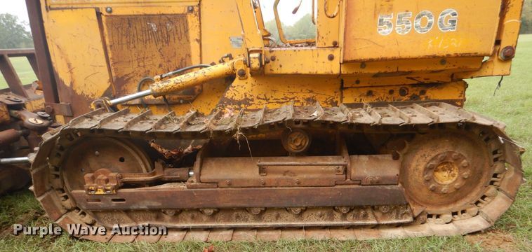 image for item DO1658 1992 John Deere 550G  dozer