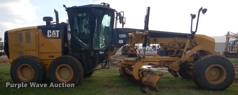 image for item DO1659 2015 Caterpillar 12M3  motor grader