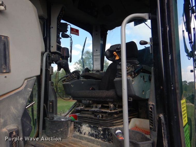 image for item DO1659 2015 Caterpillar 12M3  motor grader