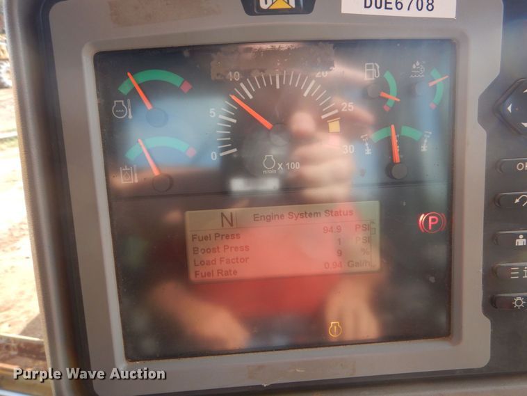 image for item DO1659 2015 Caterpillar 12M3  motor grader