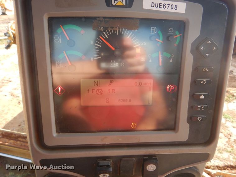 image for item DO1659 2015 Caterpillar 12M3  motor grader