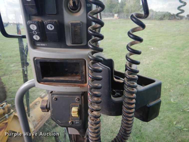 image for item DO1659 2015 Caterpillar 12M3  motor grader