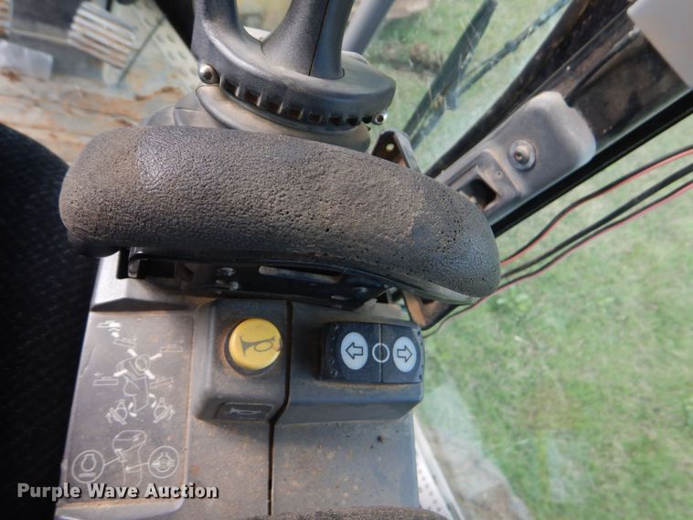 image for item DO1659 2015 Caterpillar 12M3  motor grader