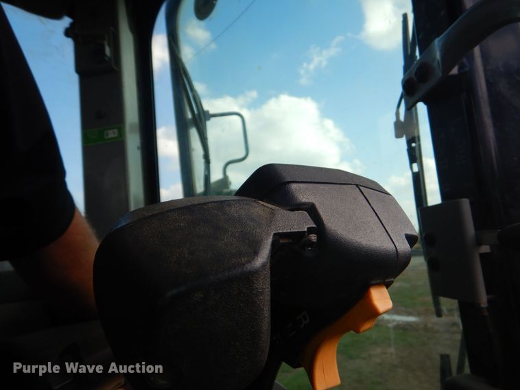 image for item DO1659 2015 Caterpillar 12M3  motor grader