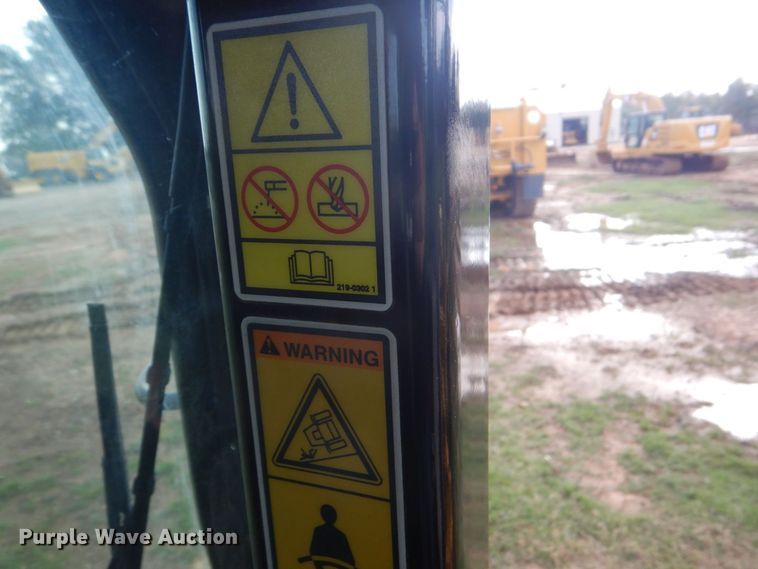 image for item DO1659 2015 Caterpillar 12M3  motor grader