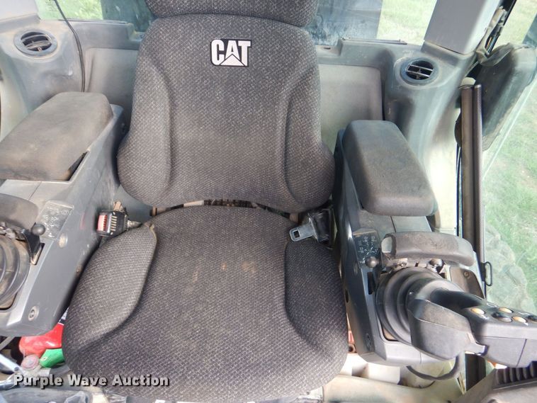 image for item DO1659 2015 Caterpillar 12M3  motor grader