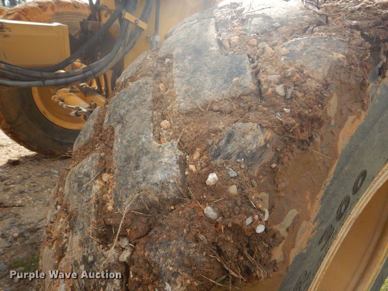 image for item DO1659 2015 Caterpillar 12M3  motor grader