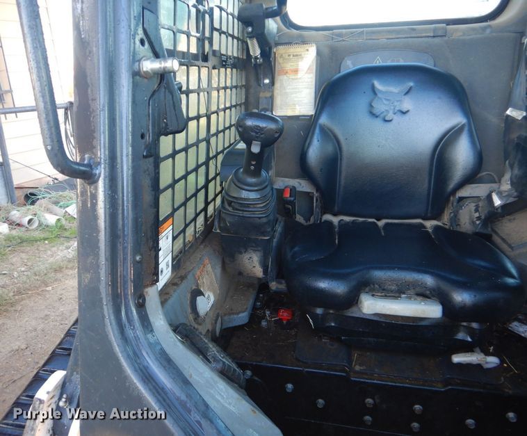 image for item DO1660 2019 Bobcat T770  tracked skid steer loader