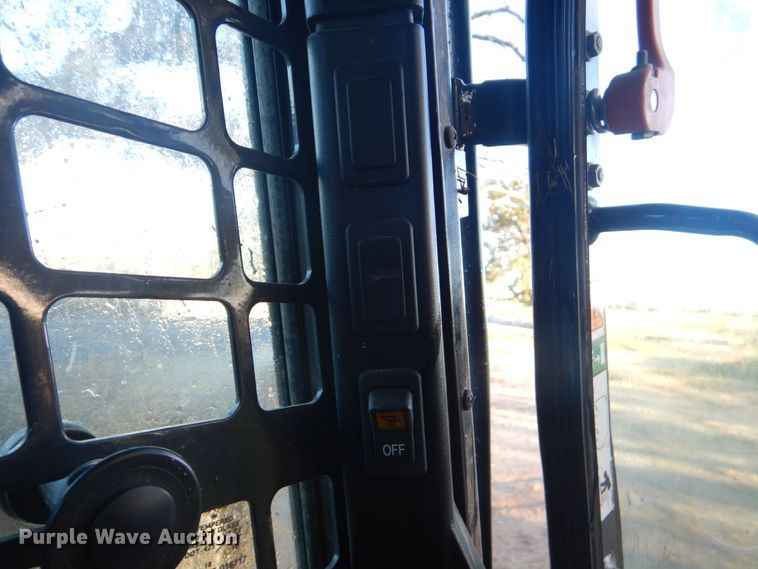 image for item DO1660 2019 Bobcat T770  tracked skid steer loader