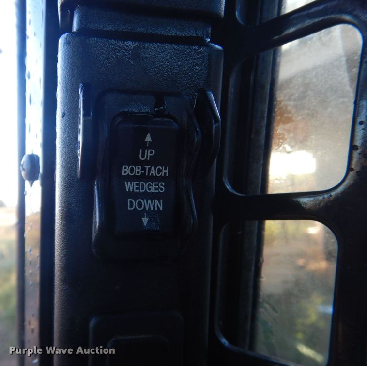 image for item DO1660 2019 Bobcat T770  tracked skid steer loader