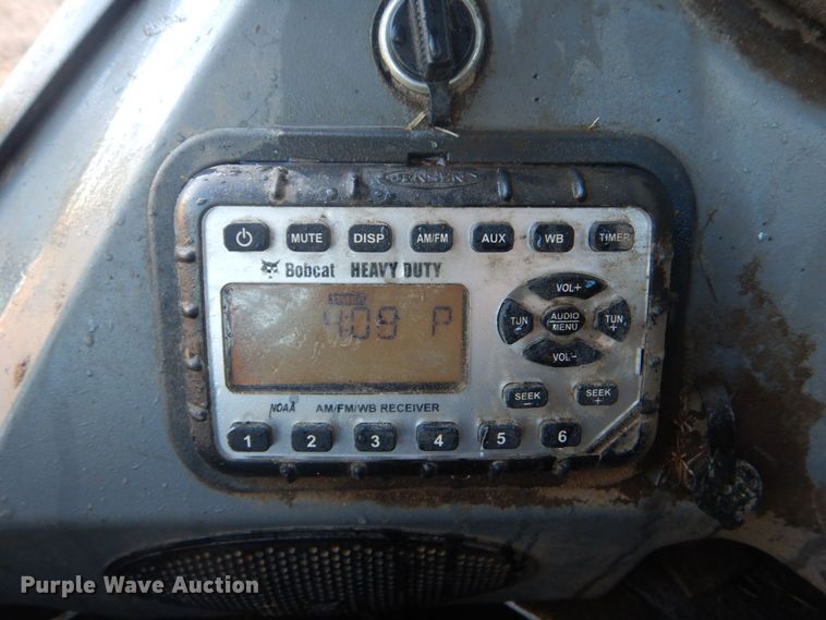 image for item DO1660 2019 Bobcat T770  tracked skid steer loader