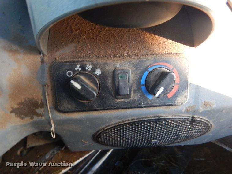 image for item DO1660 2019 Bobcat T770  tracked skid steer loader