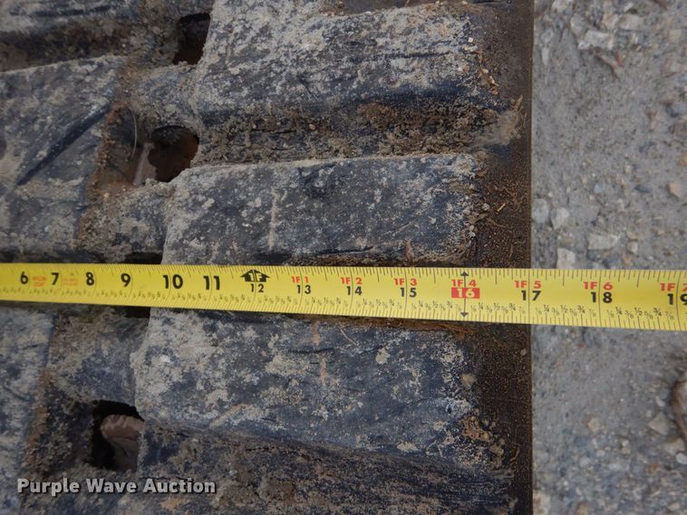 image for item DO1660 2019 Bobcat T770  tracked skid steer loader