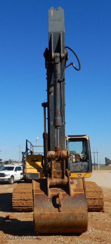 image for item DO1667 2007 John Deere 350D LC  excavator