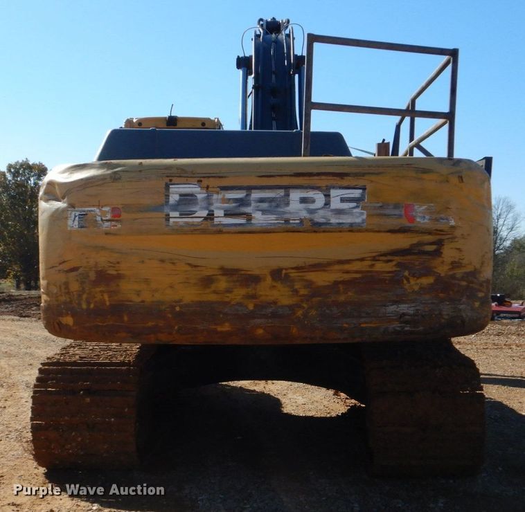 image for item DO1667 2007 John Deere 350D LC  excavator