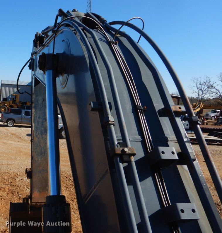 image for item DO1667 2007 John Deere 350D LC  excavator