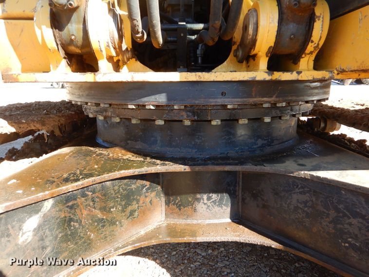 image for item DO1667 2007 John Deere 350D LC  excavator