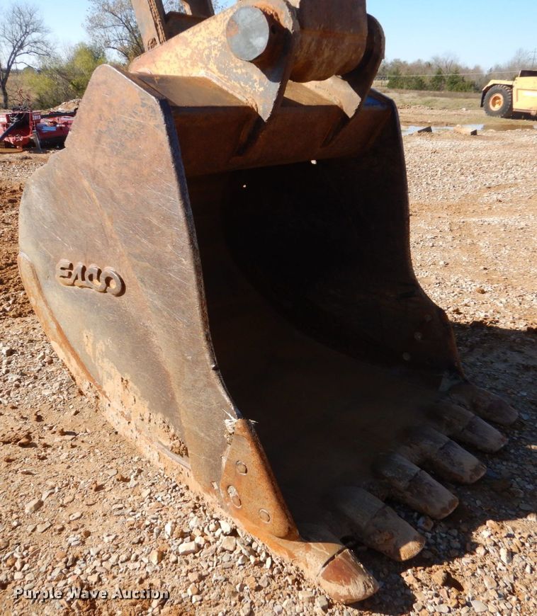 image for item DO1667 2007 John Deere 350D LC  excavator