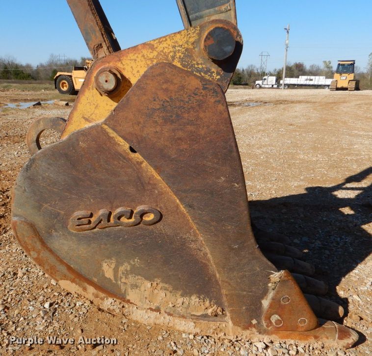 image for item DO1667 2007 John Deere 350D LC  excavator