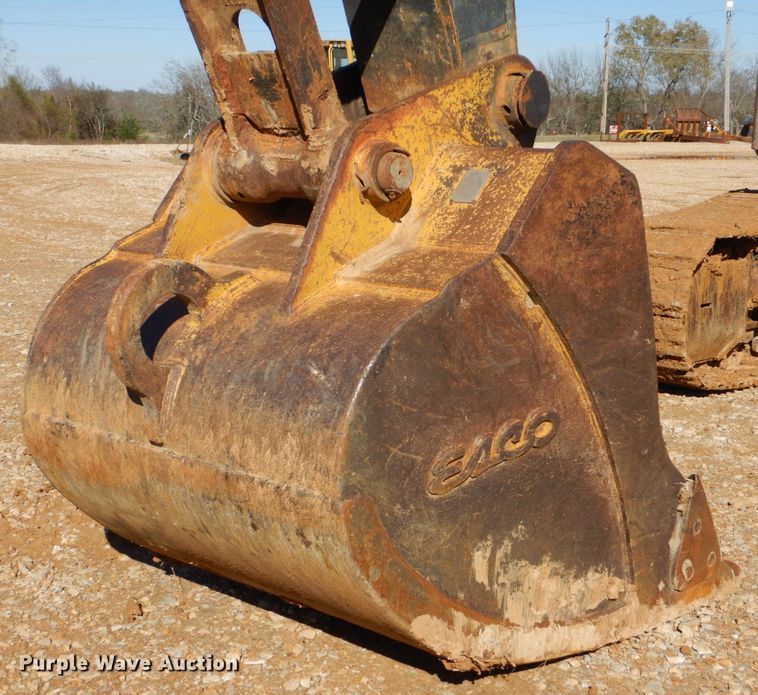 image for item DO1667 2007 John Deere 350D LC  excavator