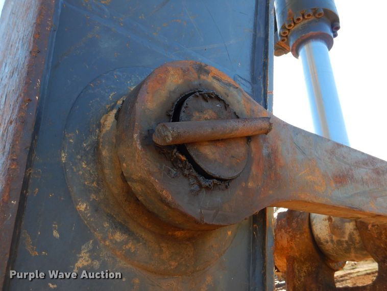 image for item DO1667 2007 John Deere 350D LC  excavator