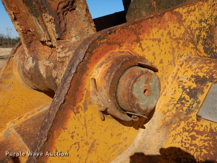 image for item DO1667 2007 John Deere 350D LC  excavator