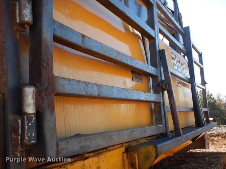 image for item DO1667 2007 John Deere 350D LC  excavator