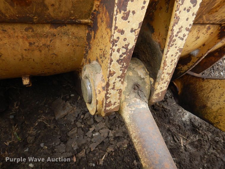 image for item DP0412 1996 Caterpillar 953C  track loader