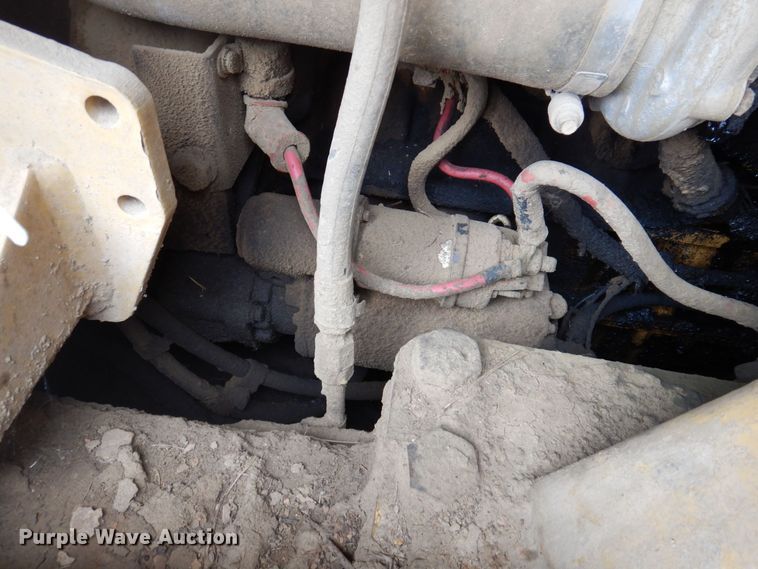 image for item DP0412 1996 Caterpillar 953C  track loader