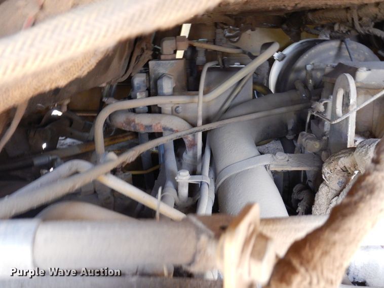 image for item DP0412 1996 Caterpillar 953C  track loader