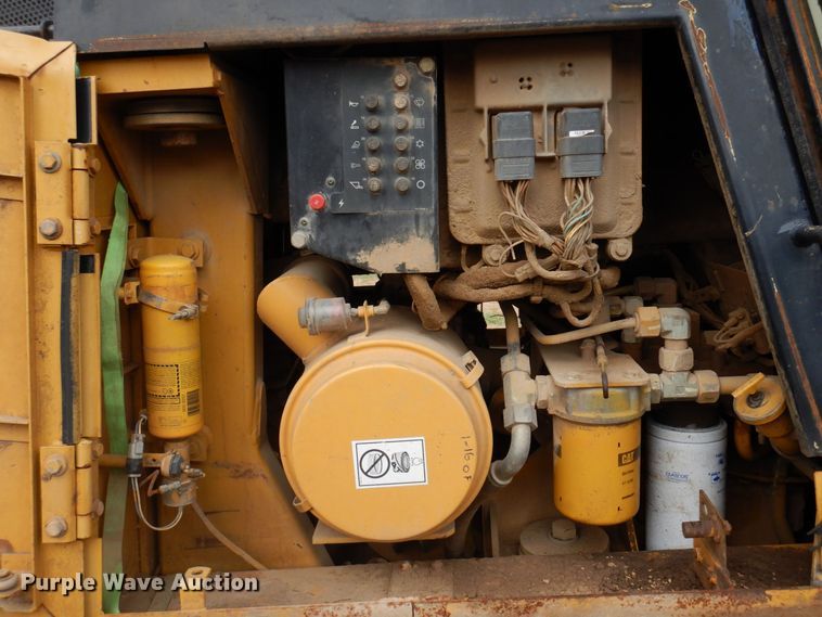 image for item DP0412 1996 Caterpillar 953C  track loader