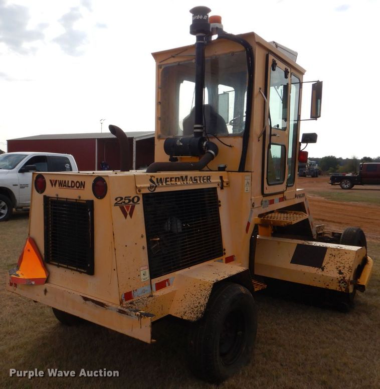 image for item DP8585 2003 Waldon SM250  broom