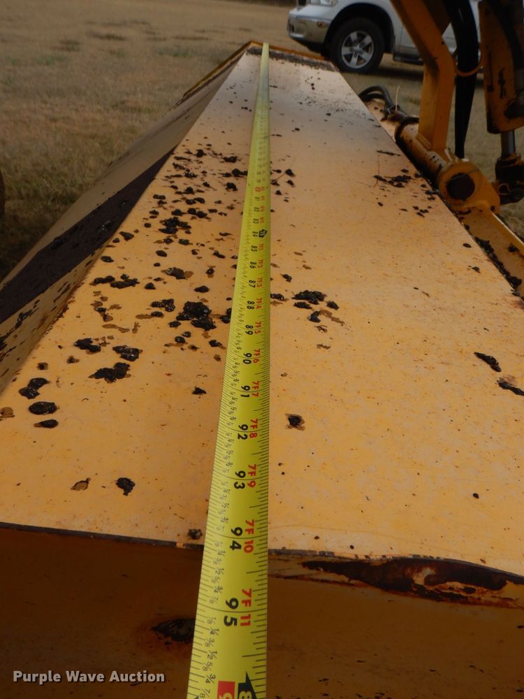 image for item DP8585 2003 Waldon SM250  broom