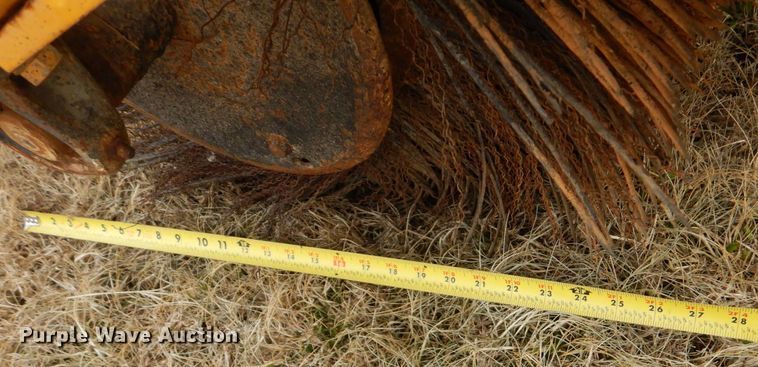 image for item DP8585 2003 Waldon SM250  broom