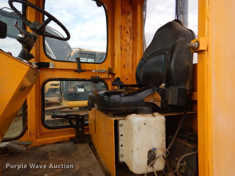 image for item DP8585 2003 Waldon SM250  broom