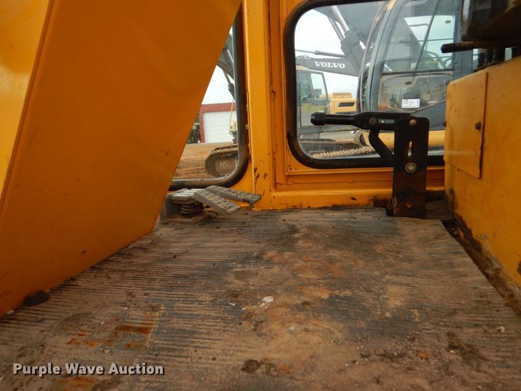 image for item DP8585 2003 Waldon SM250  broom