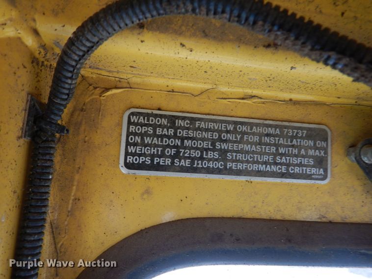 image for item DP8585 2003 Waldon SM250  broom