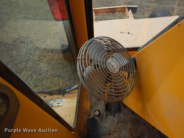 image for item DP8585 2003 Waldon SM250  broom