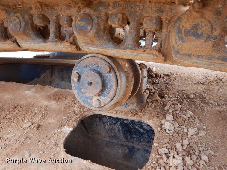 image for item DP8586 2011 John Deere 200D LC  excavator